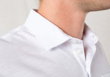 Load image into Gallery viewer, The White Short Sleeve Stillwater Polo Polo- Ledbury