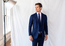 Load image into Gallery viewer, The Pink Fine Twill Spread Dress Shirt