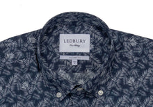 Load image into Gallery viewer, The Navy Short Sleeve Parke Printed Poplin Casual Shirt