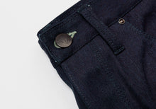 Load image into Gallery viewer, The True Indigo Templeton Mid-Rise Jeans